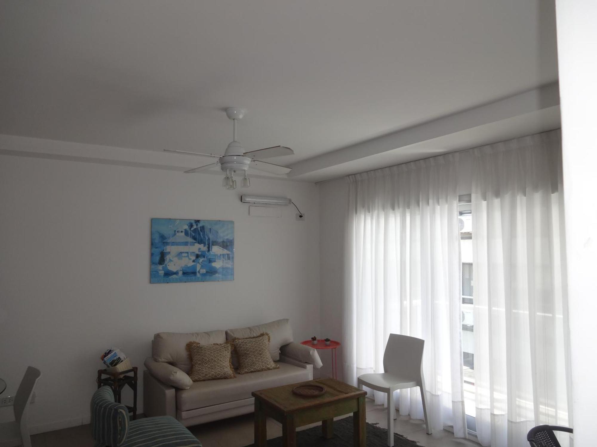 Apartment Paseo Victorica Al 700 *